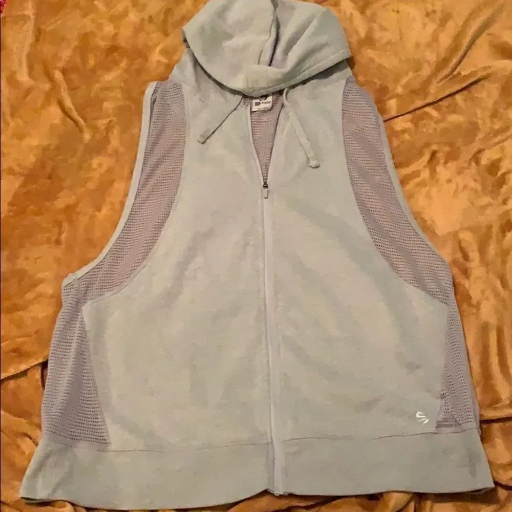 Jillian Michaels workout vest with hood.